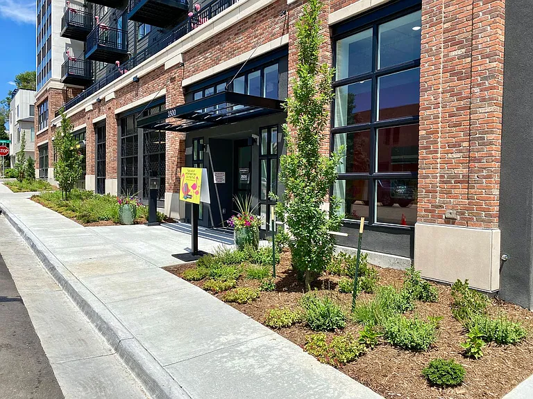 3500 S Corona St #504 — Photo 37