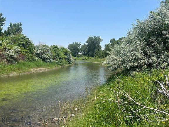 3rd image of Highway 212