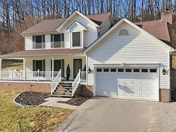 2nd image of 1617 Valley View Dr