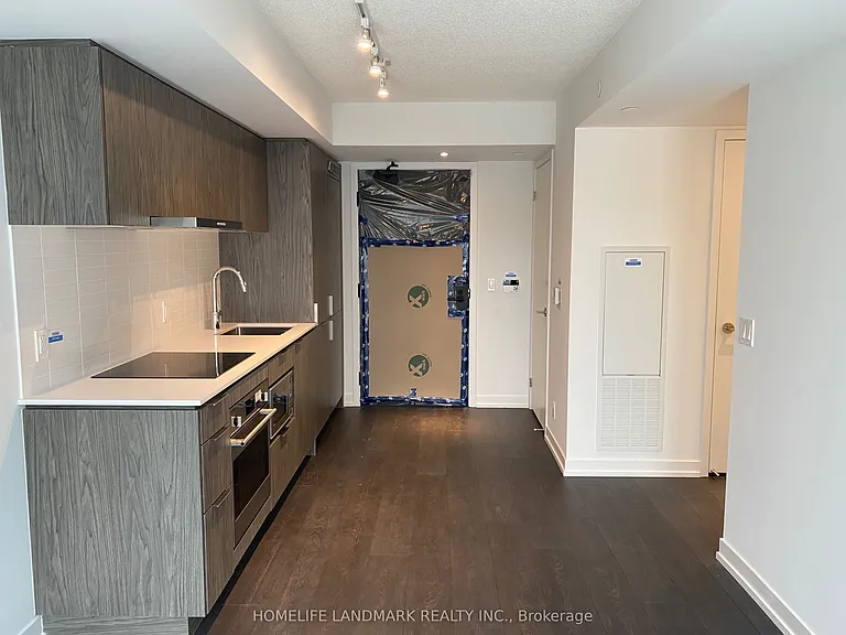 60 Shuter St #1510 — Photo 5