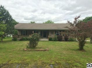 104 S Maple St, Frontenac, KS 66763