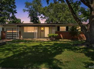 1395 Redbird Dr, Florissant, MO 63031