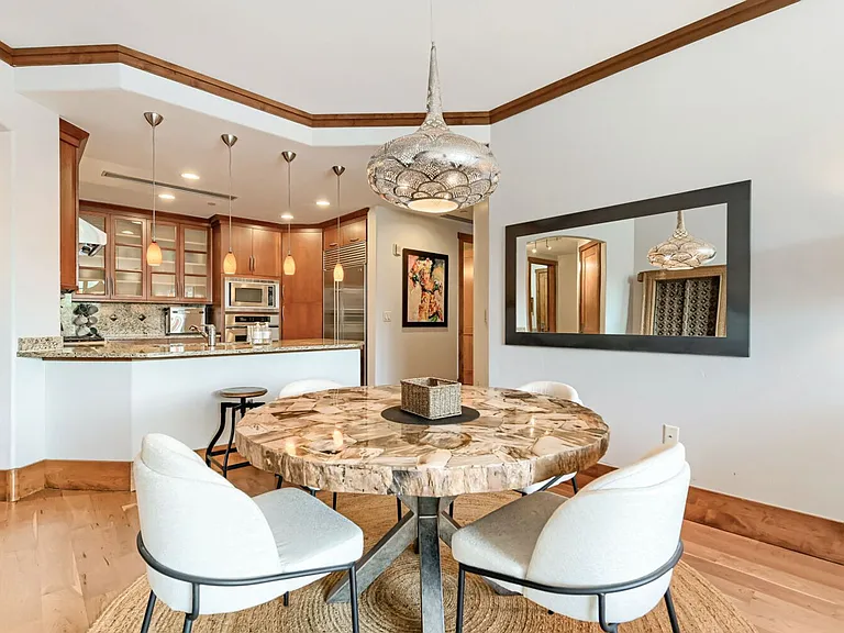 1301 Canyon Blvd #208 — Photo 11