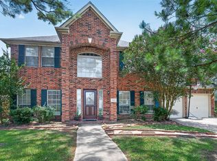 1512 Pine Grove Ln, Pearland, TX 77581