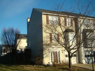 13926 Melton Pl, Centreville, VA 20120