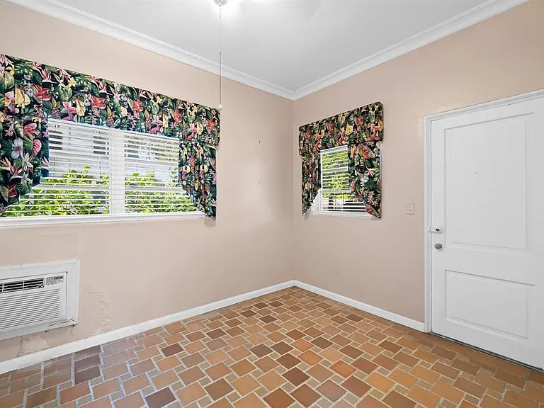 1252 N Rio Vista Blvd — Photo 20