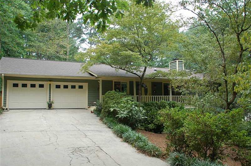 1st image of 4385 E Brandon Dr NE