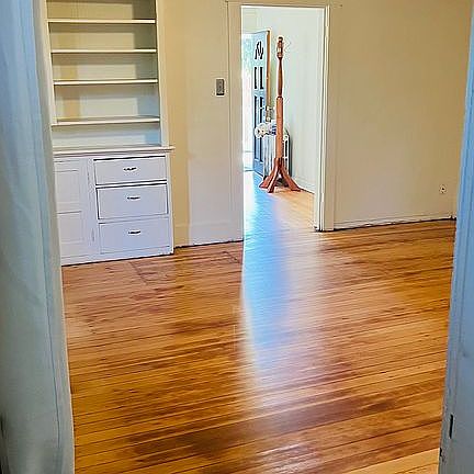 5th image of 2512 S 8th St #A