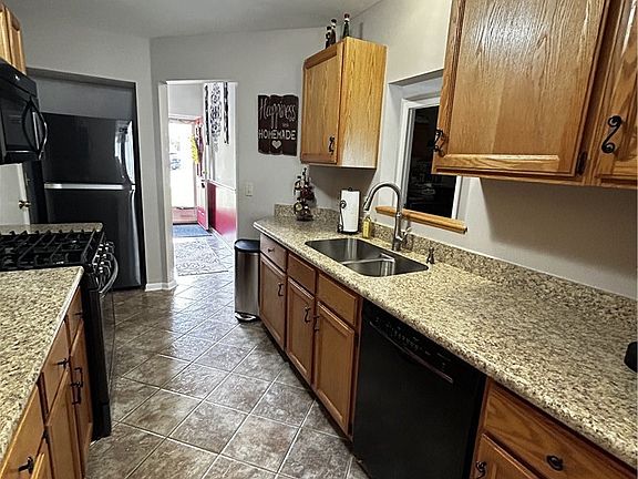 4th image of 9605 E Idlewood Dr