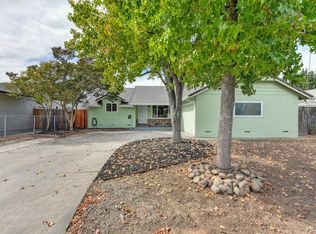 4040 Manhattan Cir, Sacramento, CA 95823