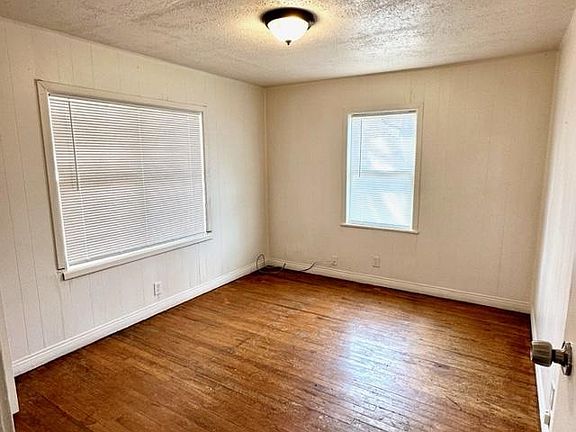 4th image of 1400 Josephine St