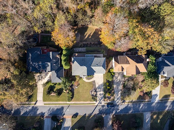 4th image of 3303 Greencastle Way NE