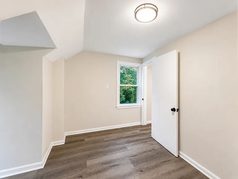 12719 Wade St — Photo 11