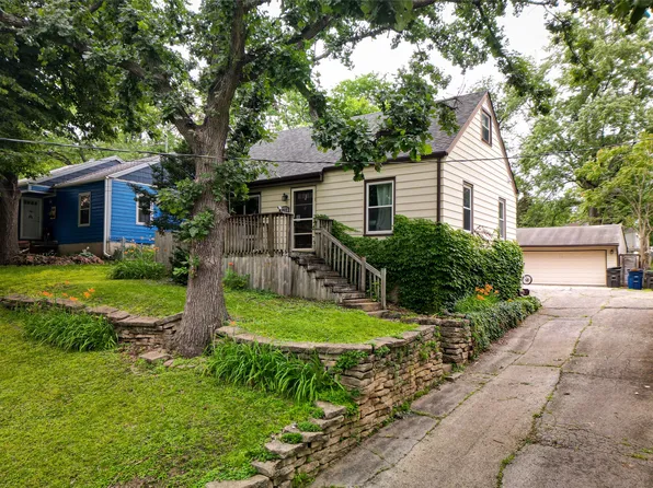 3517 38th St, Des Moines, IA 50310
