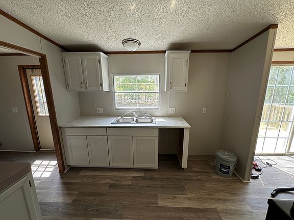 2nd image of 131 Edenberry Ln