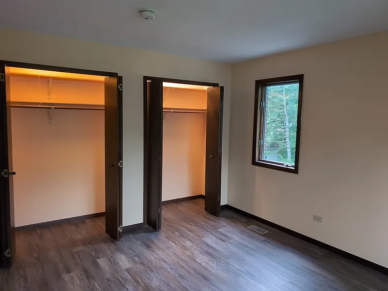 242 W Slade St #2E — Photo 22