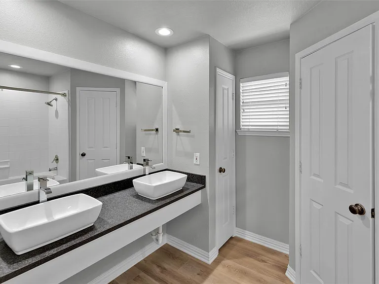 63 Woodlily Pl — Photo 17