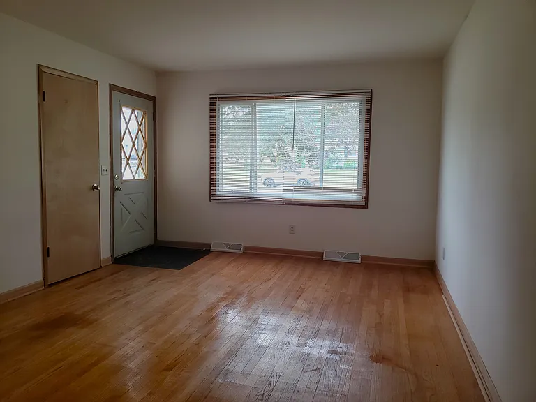 255 Park St #259 — Photo 2
