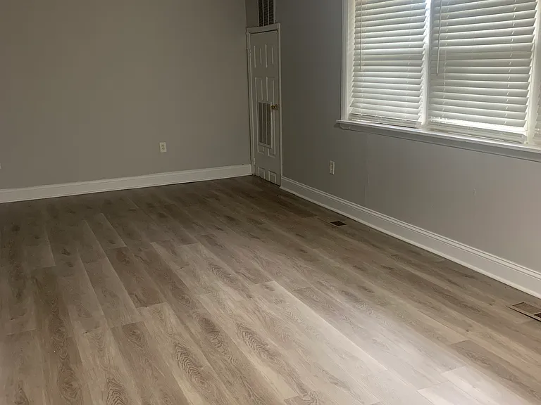 3701 Liberty Heights Ave — Photo 20