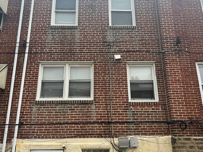 4614 Lansing St — Photo 18