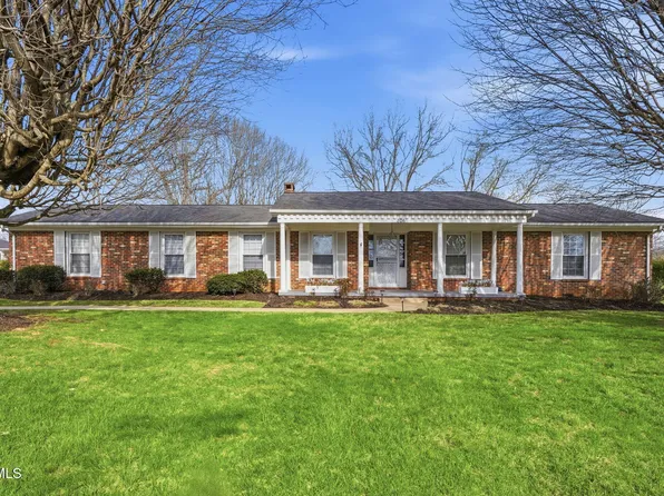 806 Hiwassee Heights Dr, Johnson City, TN 37601