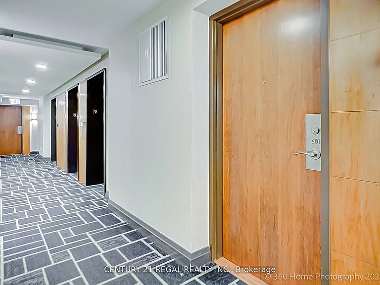 35 Bales Ave #601 — Photo 11