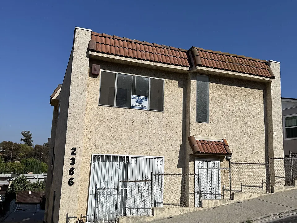 2366 Bullard Ave #1