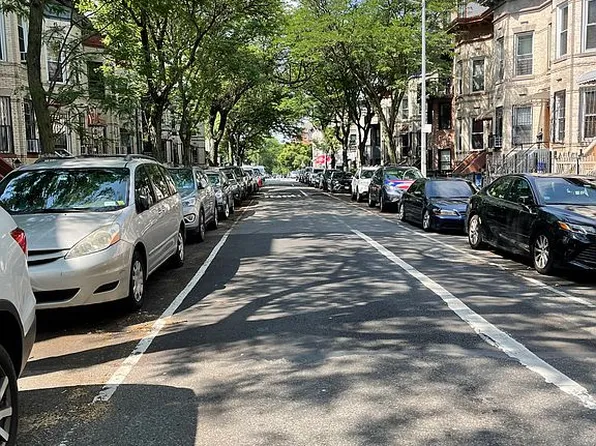 322 Cornelia St, Brooklyn, NY 11237