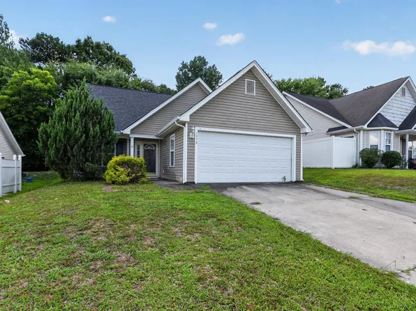 1918 Mission Oaks St, Kannapolis, NC 28083
