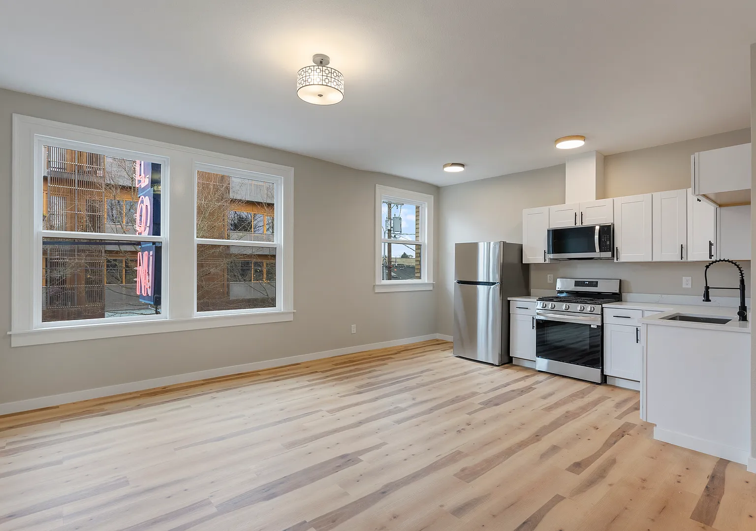 Sunnymot Apartments — Photo 1