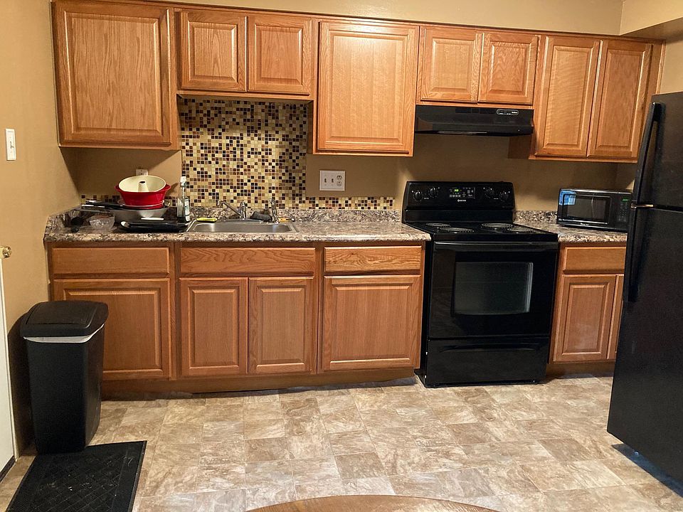 New Kitchen. Includes microwave. Some kitchen cookware included.