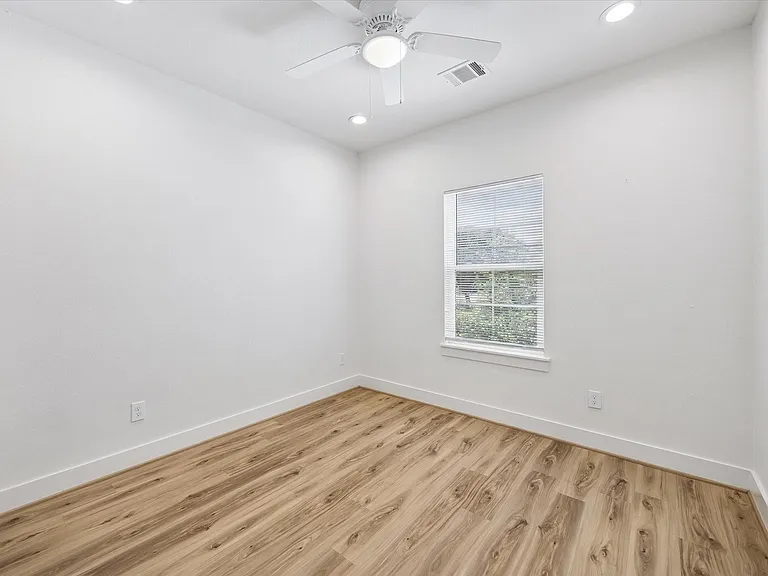 2749 Redrock St #B — Photo 21