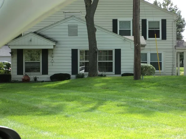 3150 Beechtree Ct #A, Lake Orion, MI 48360
