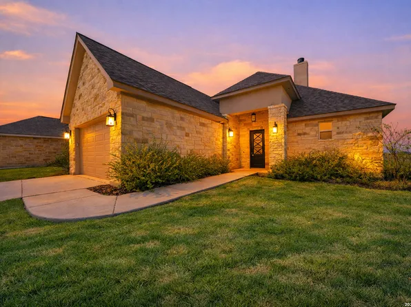 123 John T Court, Castroville, TX 78009