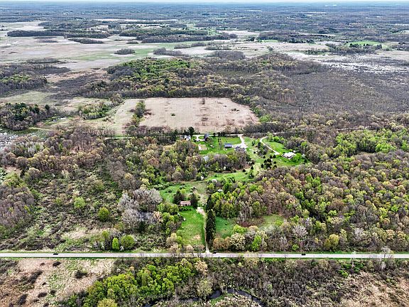 5th image of 8889 Mount Hope Rd
