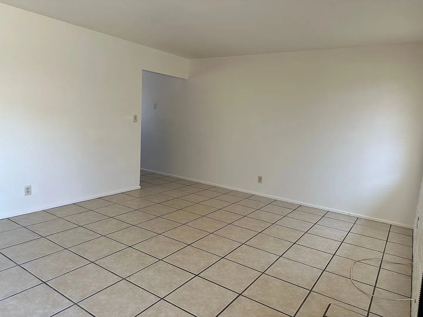3031 S Rural Rd — Photo 2