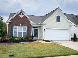 108 Saint James Place Dr, Greer, SC 29650