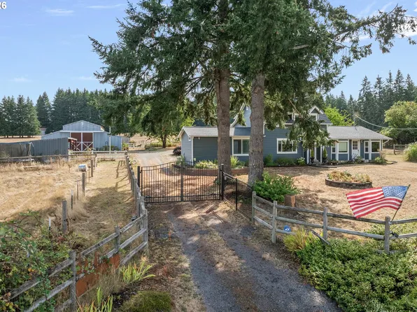 30166 S Grays Hill Rd, Colton, OR 97017