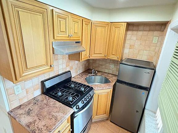 4th image of 1976 Flatbush Ave APT 2F