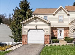 102 Villa Dr, Pittsburgh, PA