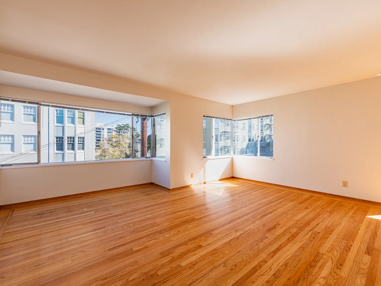 1 bed, $4,495 — Photo 1