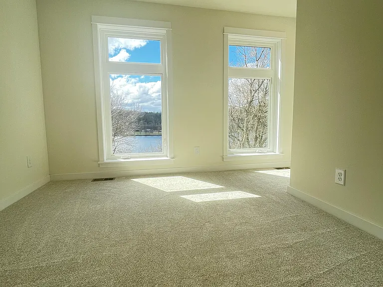 538 Lake Ave — Photo 12