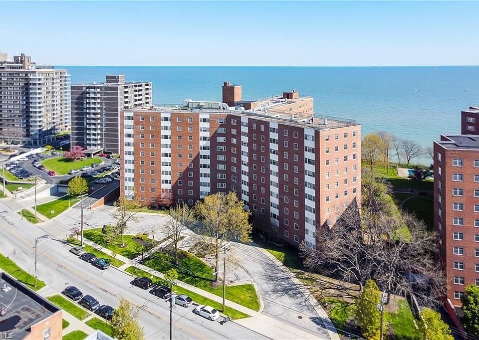 1st image of 11850 Edgewater Dr APT 511