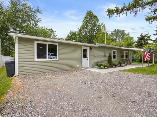 12364 Avalon Dr, Grafton, OH 44044