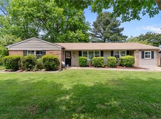 832 Parapet Rd, Chesapeake, VA 23323