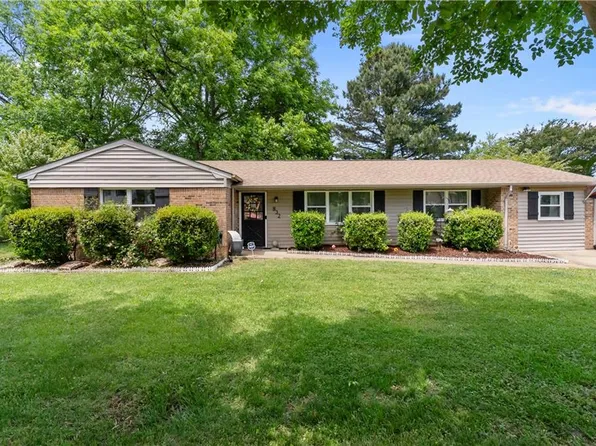 832 Parapet Rd, Chesapeake, VA 23323