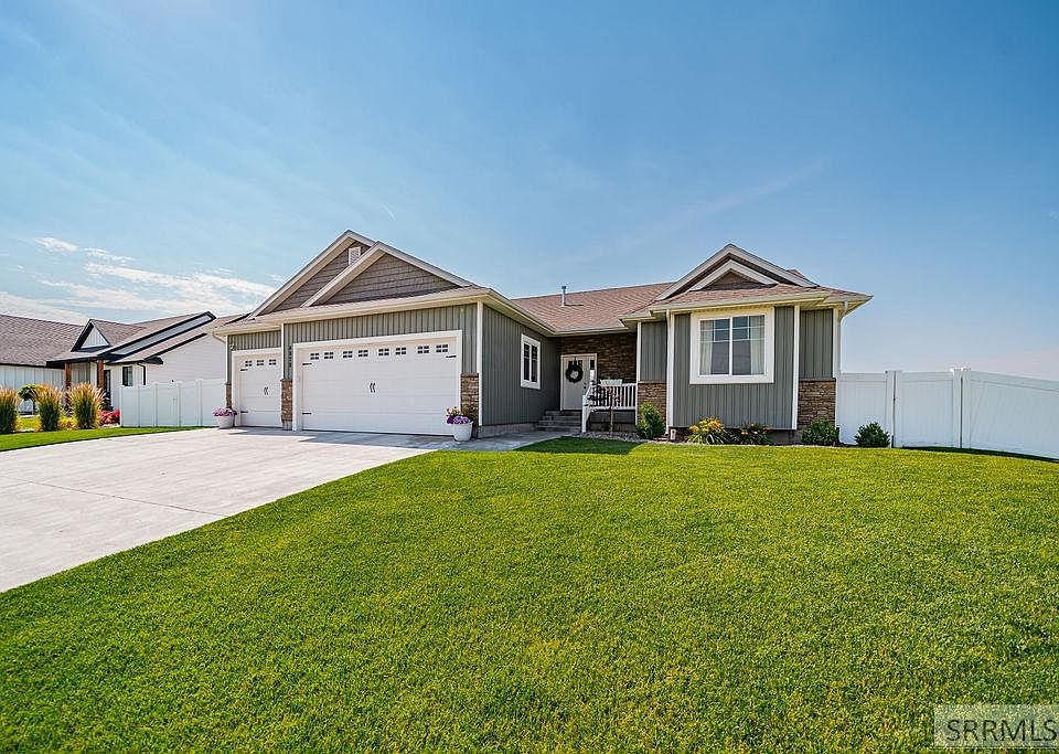 1st image of 4878 Torcello Dr
