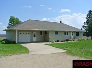31881 611th Ave, Gibbon, MN 55335