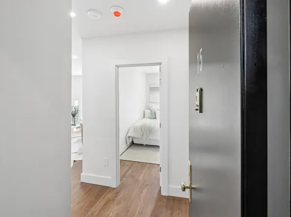 214 5th Ave, Pelham, NY