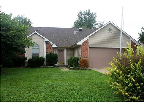 60 Anjuli Ct photo 1